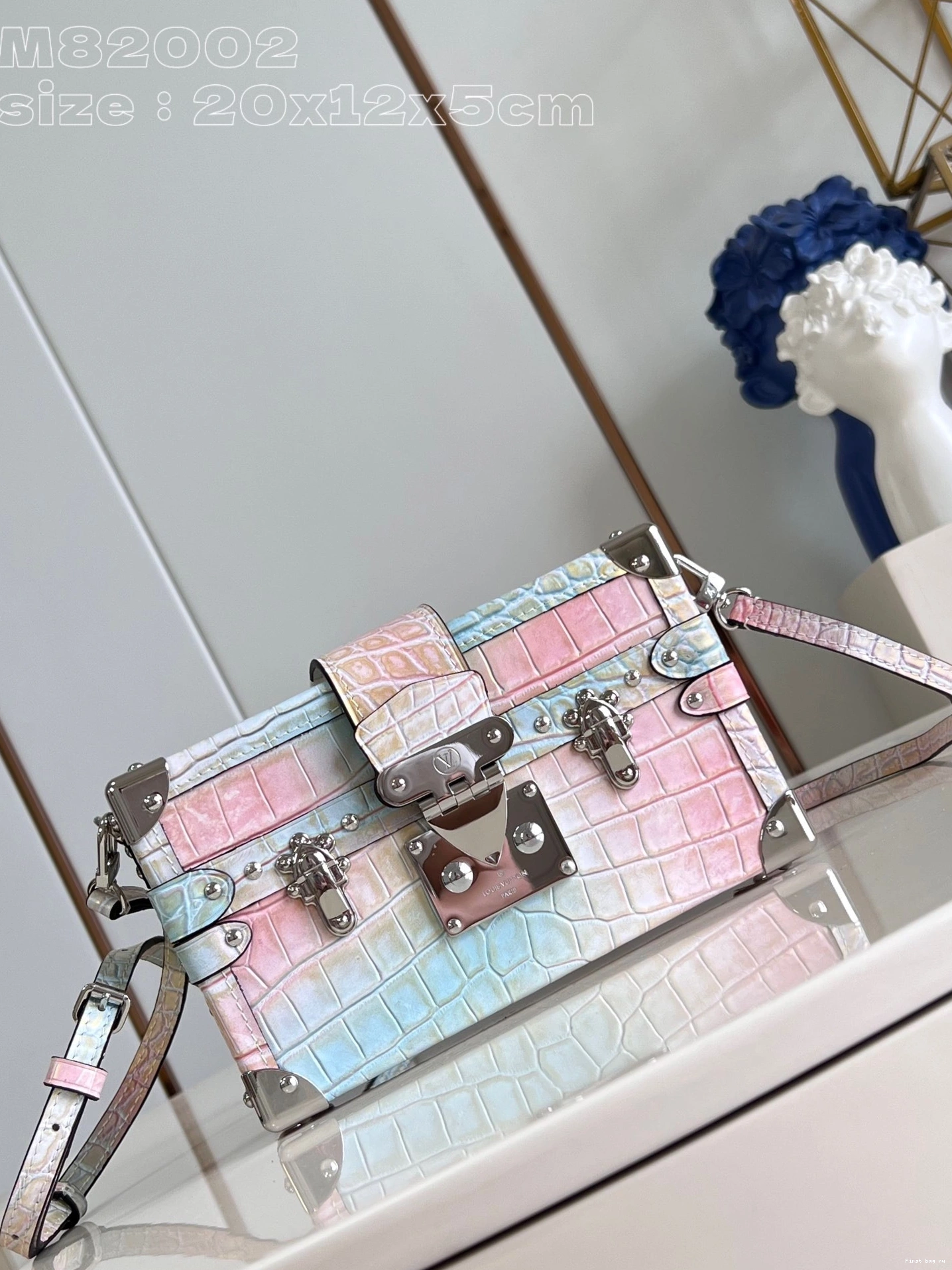 First bag ru MALLE PETITE VUITTON LOUIS 0811
